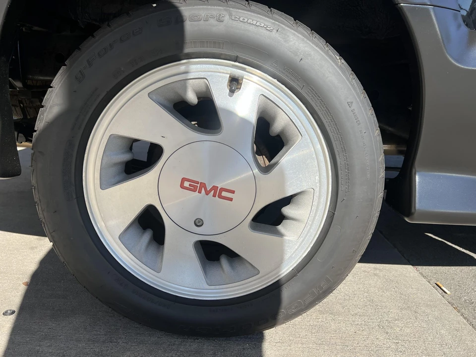 1991 GMC Syclone - Image 29 of 31