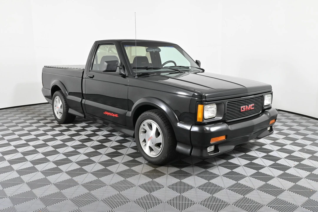 1991 GMC Syclone - Image 4 of 31