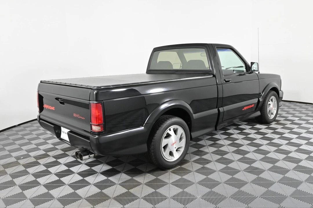 1991 GMC Syclone - Image 6 of 31