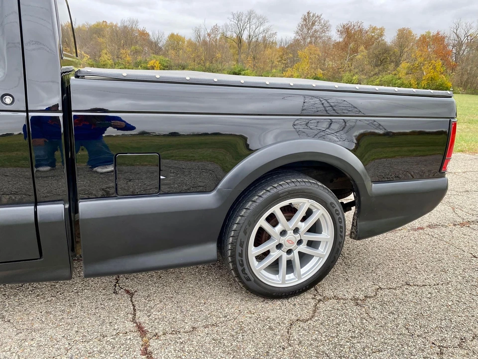 1991 GMC Syclone - Image 30 of 31
