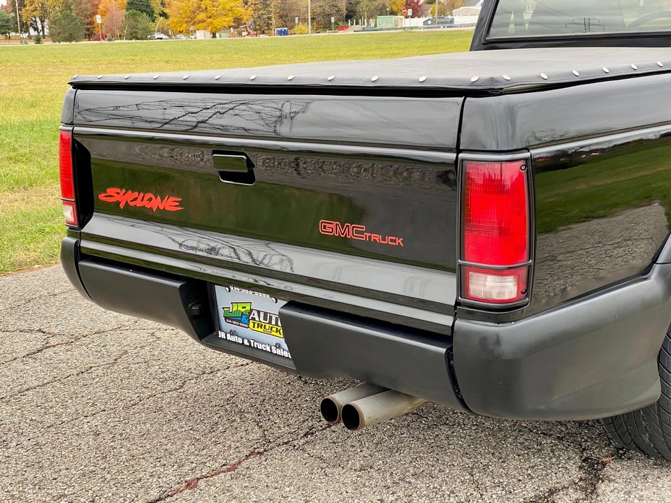 1991 GMC Syclone - Image 31 of 31