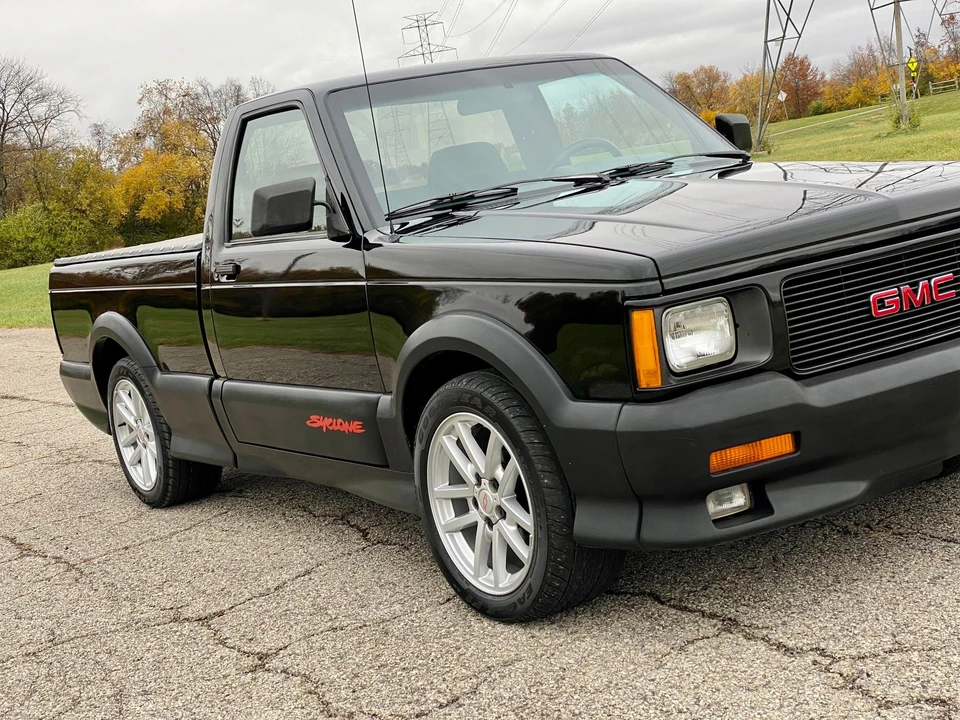 1991 GMC Syclone - Image 17 of 31