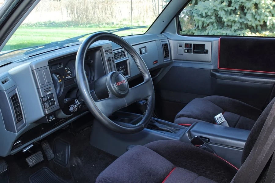 1991 GMC Syclone - Image 4 of 12
