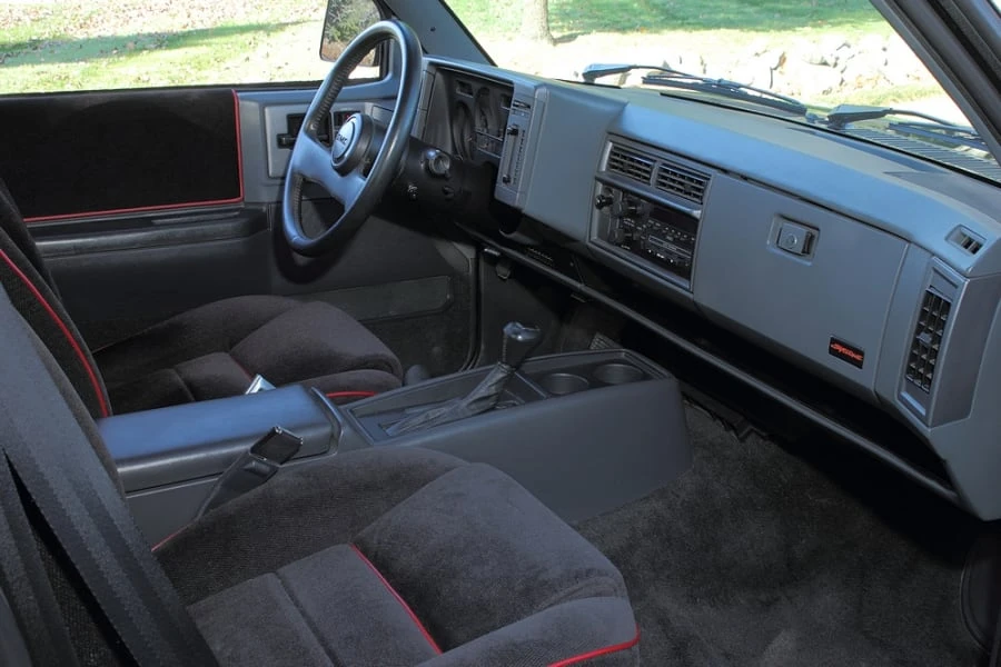 1991 GMC Syclone - Image 5 of 12