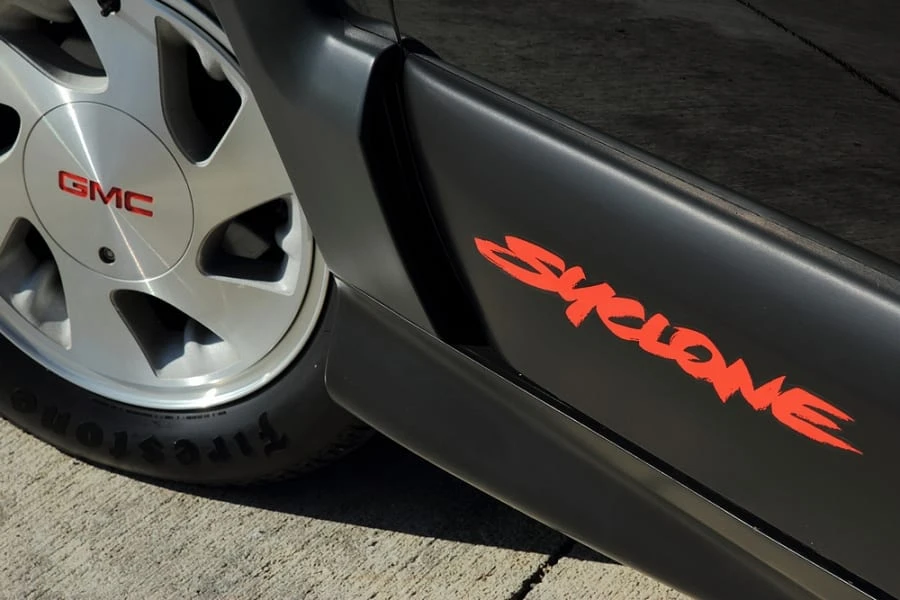 1991 GMC Syclone - Image 8 of 12