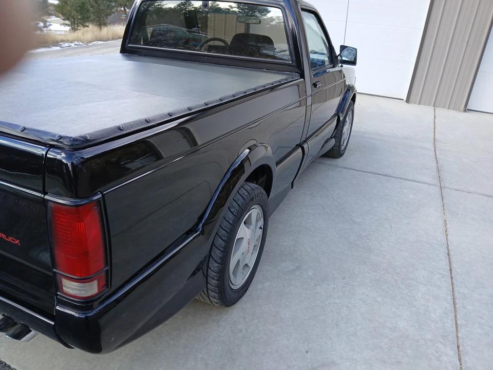 1991 GMC Syclone - Image 16 of 31