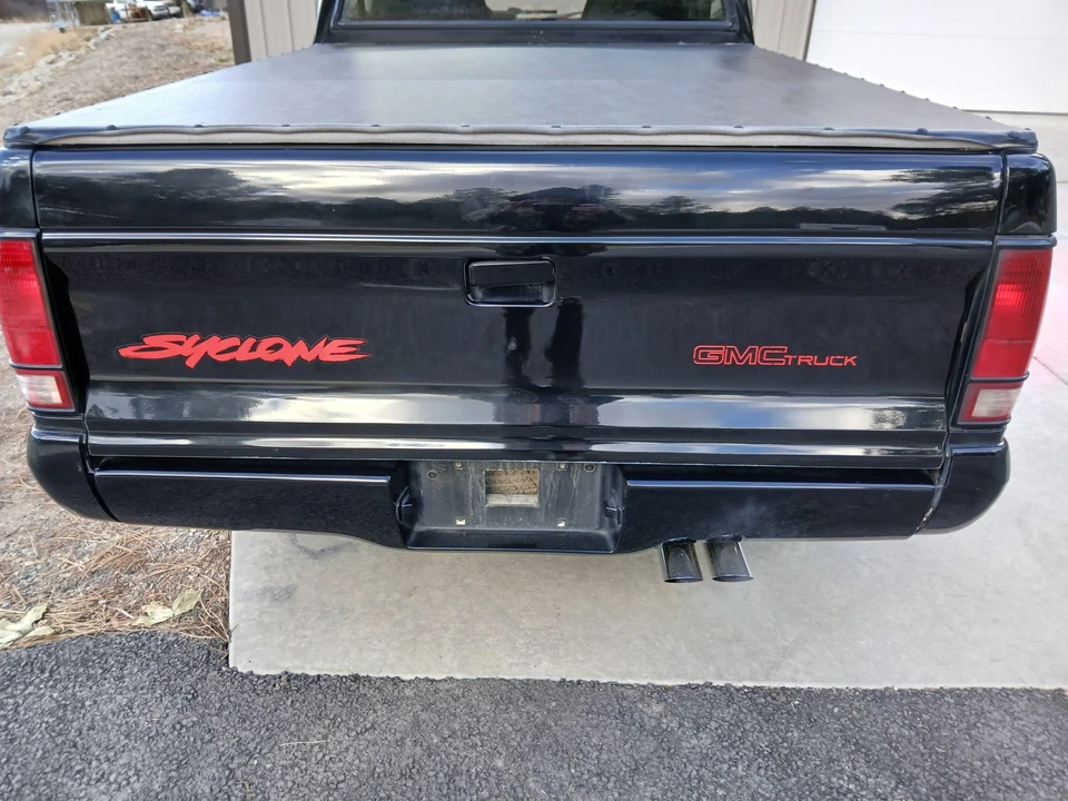 1991 GMC Syclone - Image 14 of 31