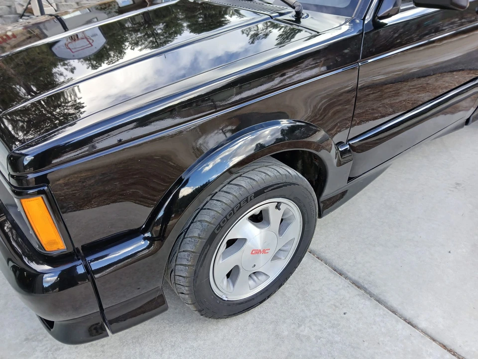 1991 GMC Syclone - Image 9 of 31