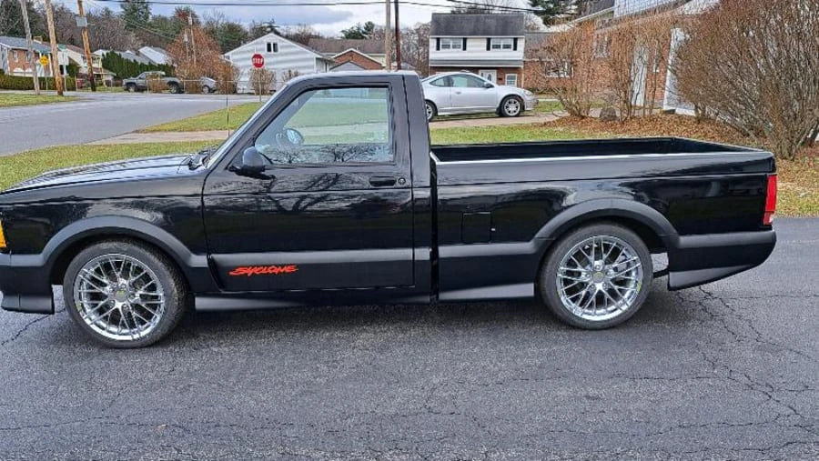 1991 GMC Syclone - Image 2 of 10
