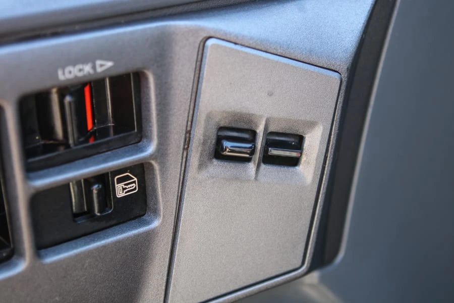 1991 GMC Syclone - Image 15 of 26