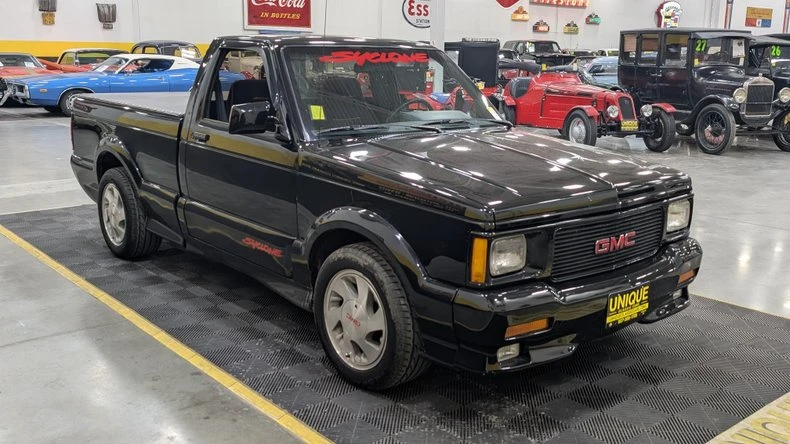 1991 GMC Syclone - Image 2 of 31