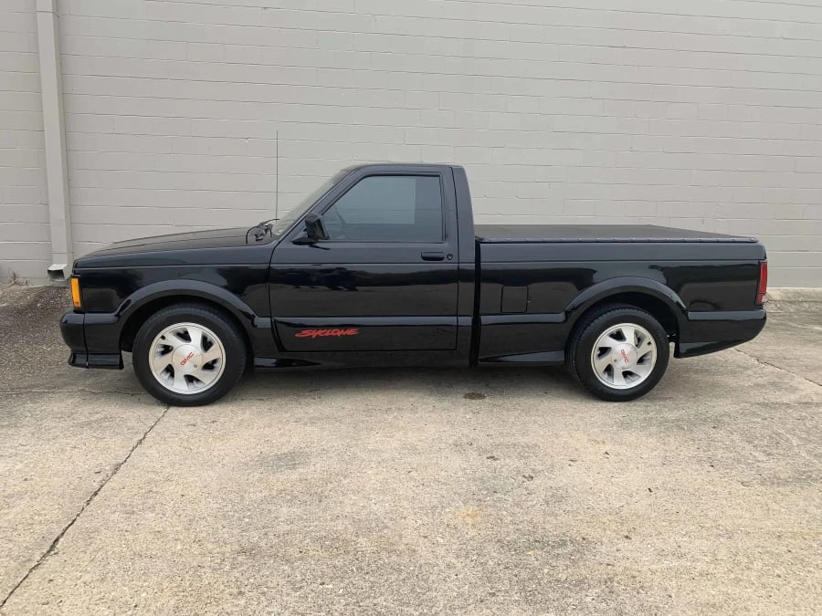 1991 GMC Syclone - Image 2 of 12