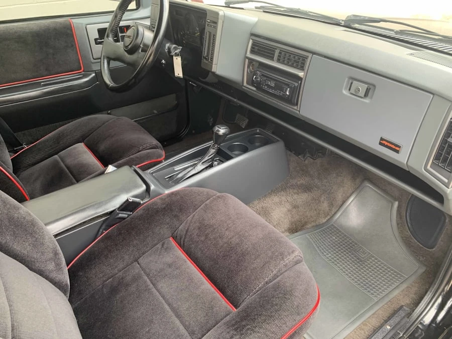 1991 GMC Syclone - Image 6 of 12