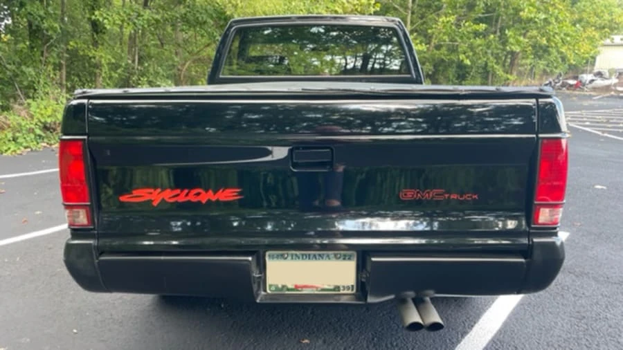 1991 GMC Syclone - Image 3 of 24