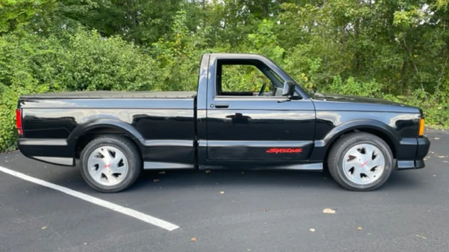 1991 GMC Syclone - Image 23 of 24