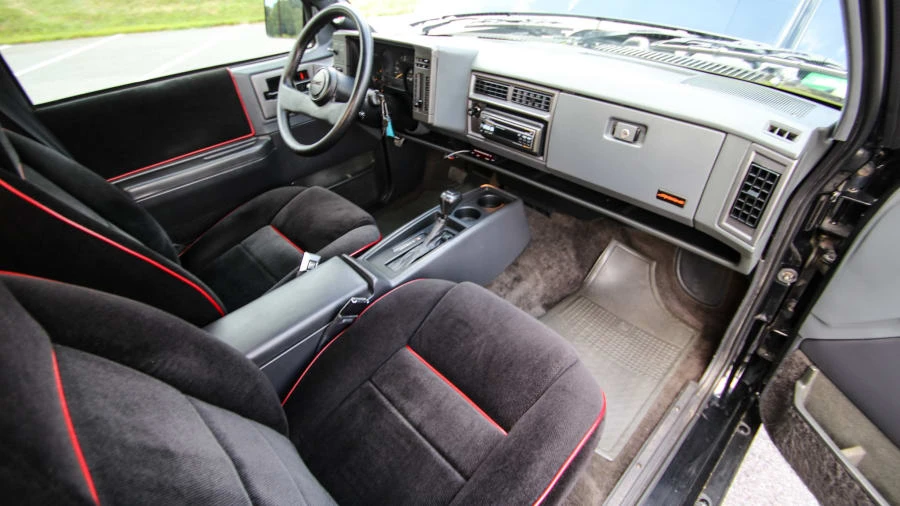 1991 GMC Syclone - Image 8 of 29