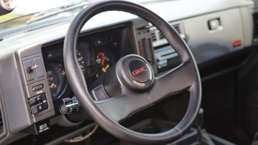 1991 GMC Syclone - Image 18 of 29