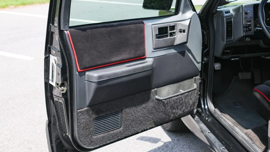 1991 GMC Syclone - Image 20 of 29