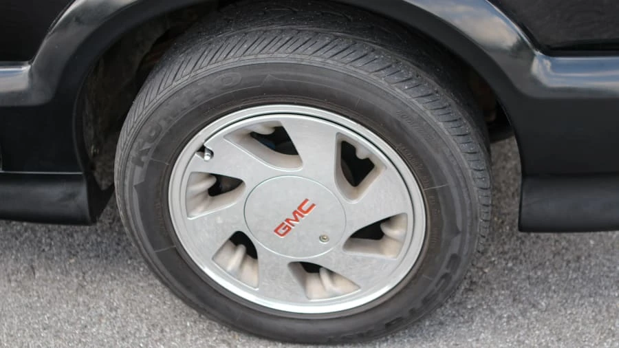 1991 GMC Syclone - Image 25 of 29