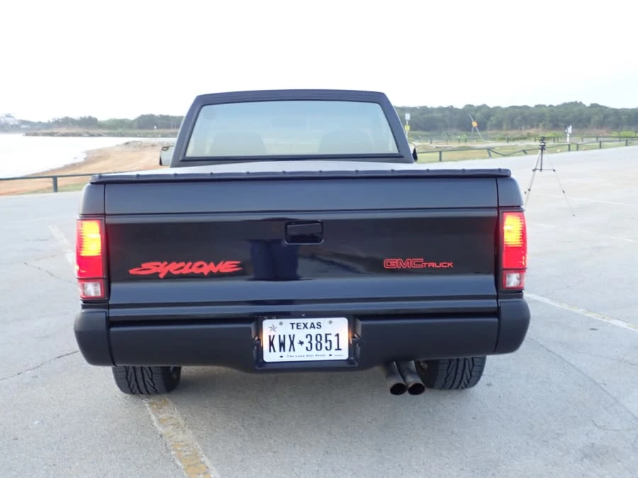 1991 GMC Syclone - Image 8 of 12