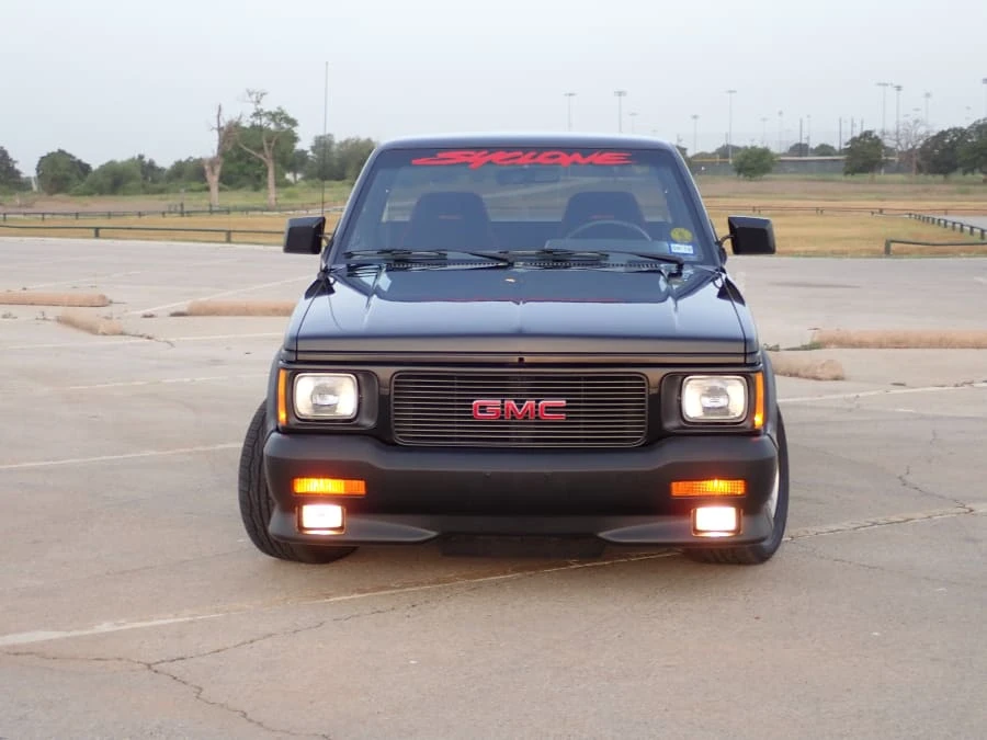 1991 GMC Syclone - Image 10 of 12
