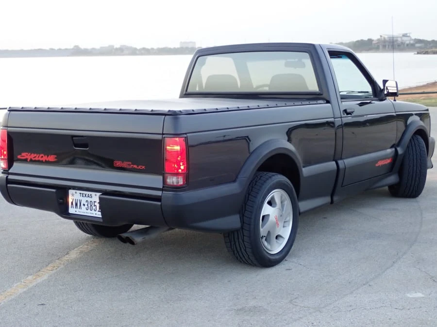1991 GMC Syclone - Image 2 of 12