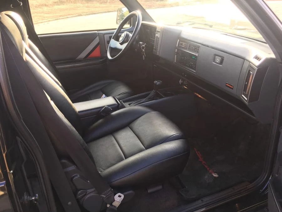 1991 GMC Syclone - Image 5 of 12
