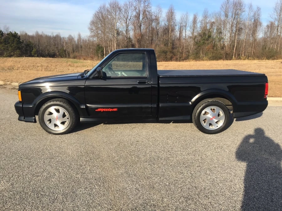 1991 GMC Syclone - Image 2 of 12