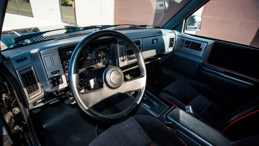 1991 GMC Syclone - Image 5 of 12