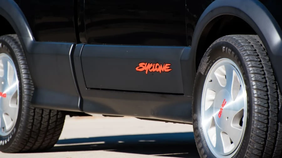 1991 GMC Syclone - Image 11 of 12