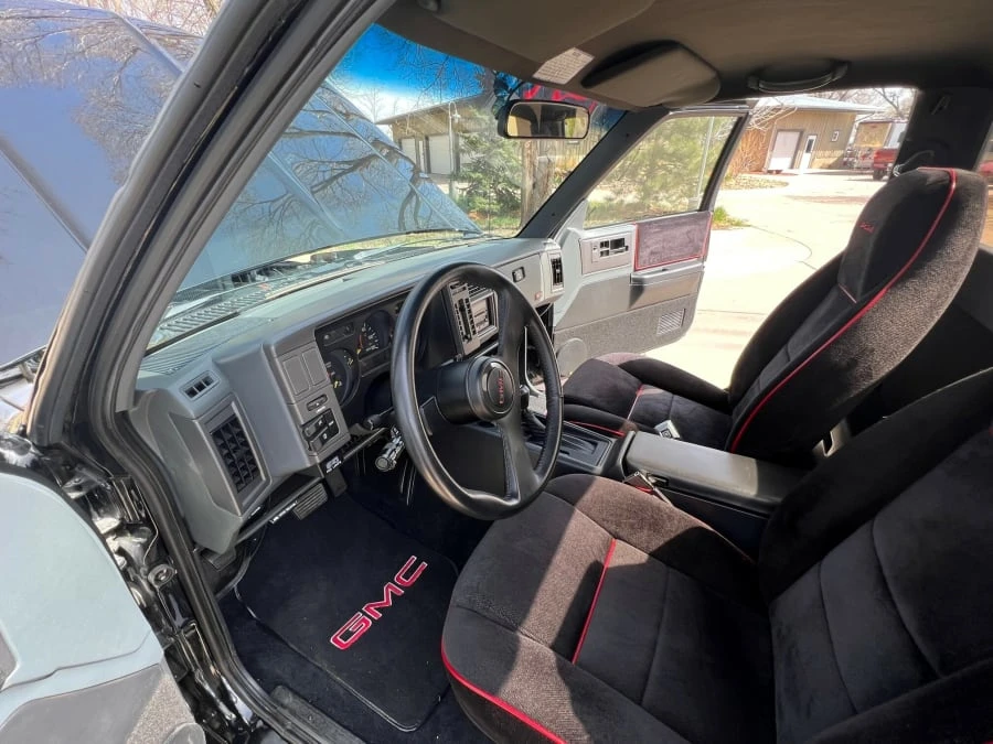 1991 GMC Syclone - Image 4 of 8
