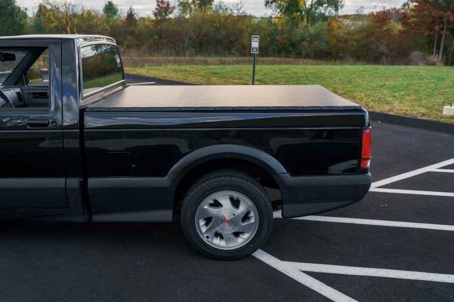 1991 GMC Syclone - Image 29 of 31