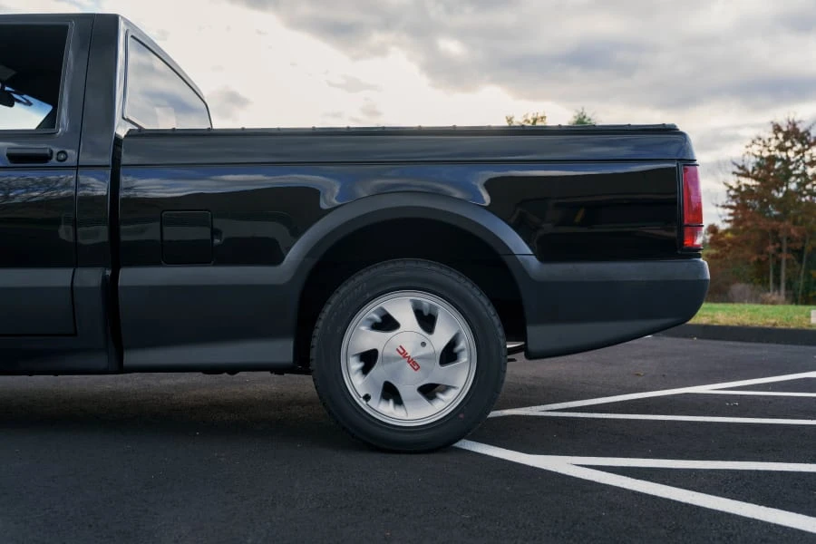 1991 GMC Syclone - Image 23 of 31