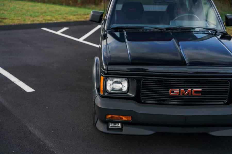 1991 GMC Syclone - Image 9 of 31