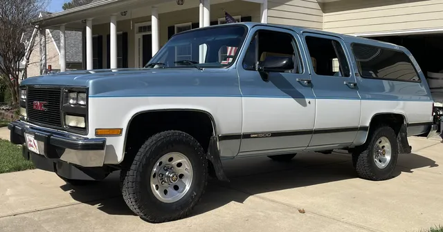 1991 GMC V1500 Suburban SLE