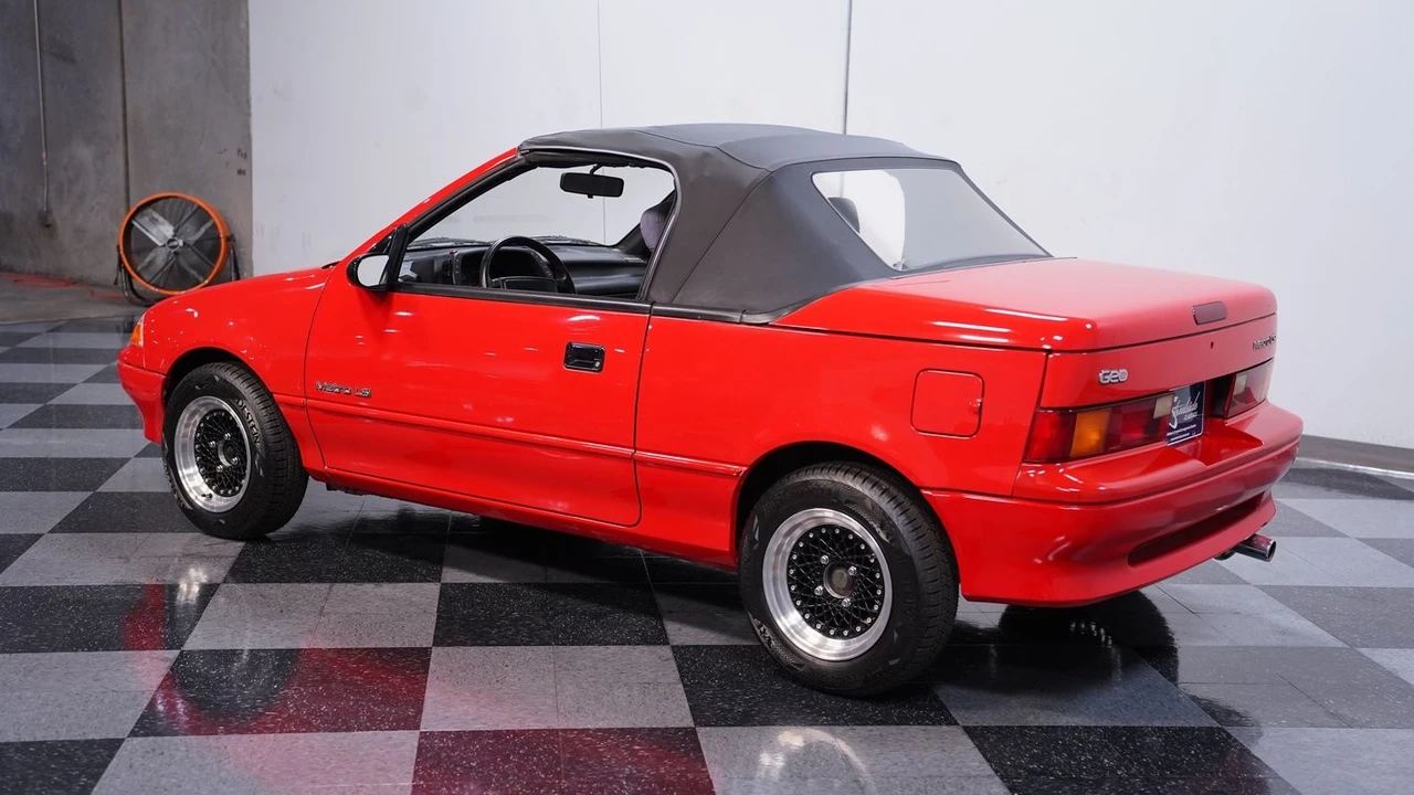 1991 Geo Metro - Image 6 of 12