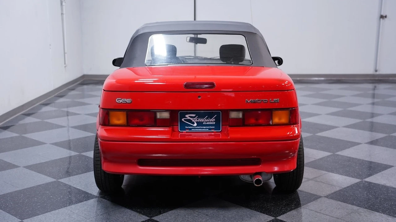 1991 Geo Metro - Image 10 of 12