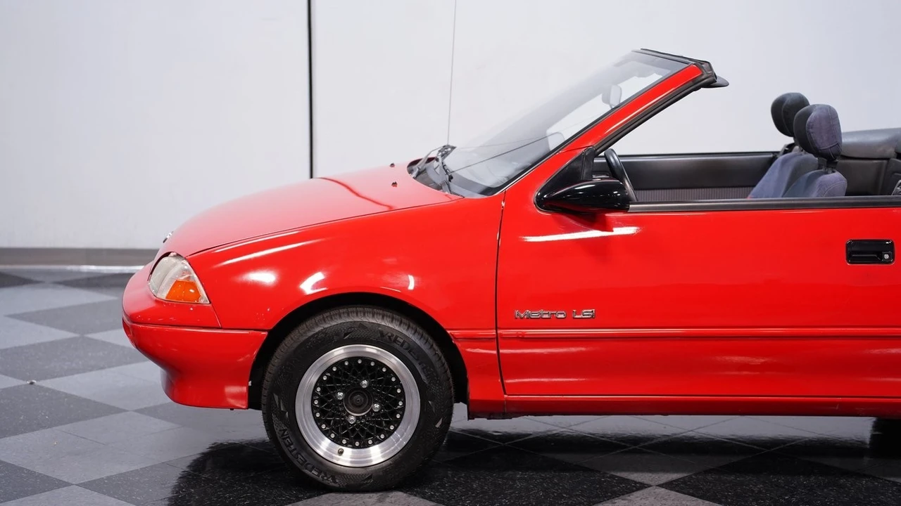 1991 Geo Metro - Image 20 of 21