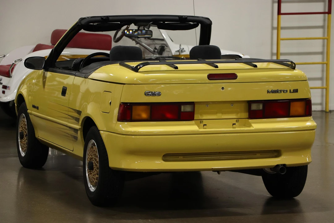1991 Geo Metro - Image 14 of 31