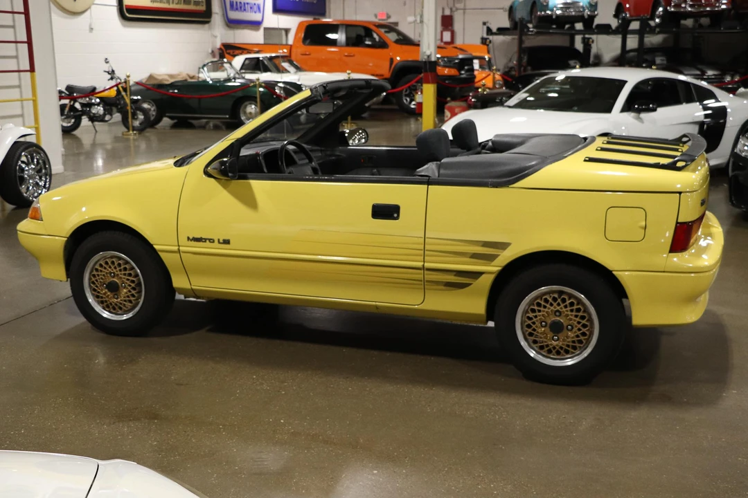 1991 Geo Metro - Image 9 of 31