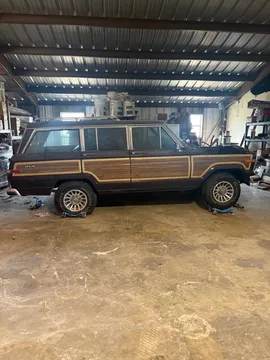 1991 Jeep Grand Wagoneer