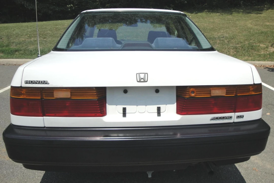 1991 Honda Accord 4th Gen - Image 5 of 29