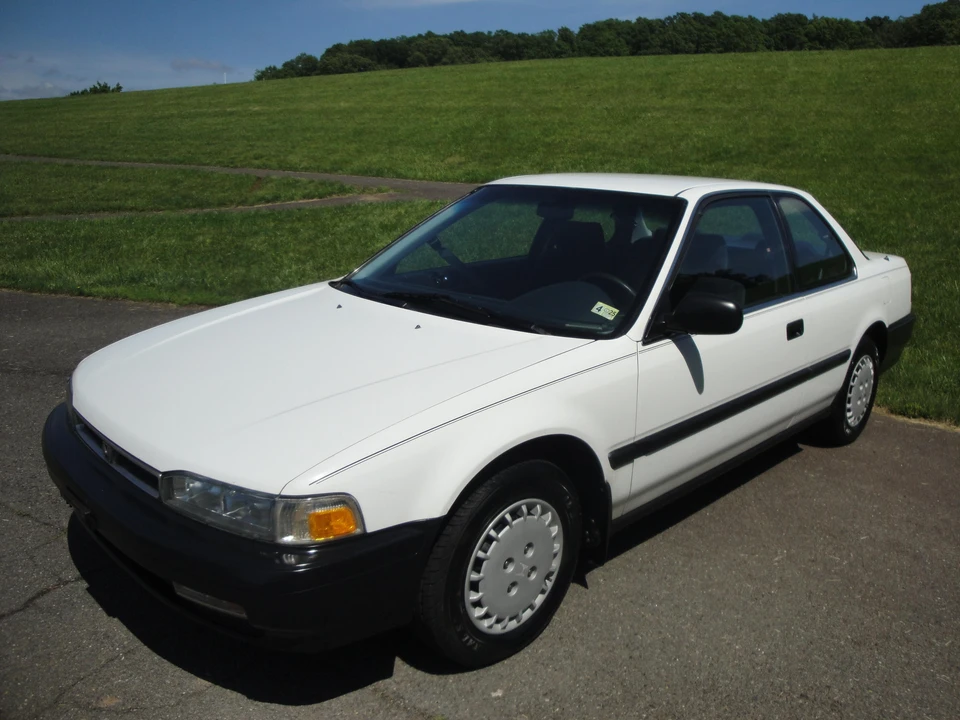 1991 Honda Accord 4th Gen - Image 9 of 29