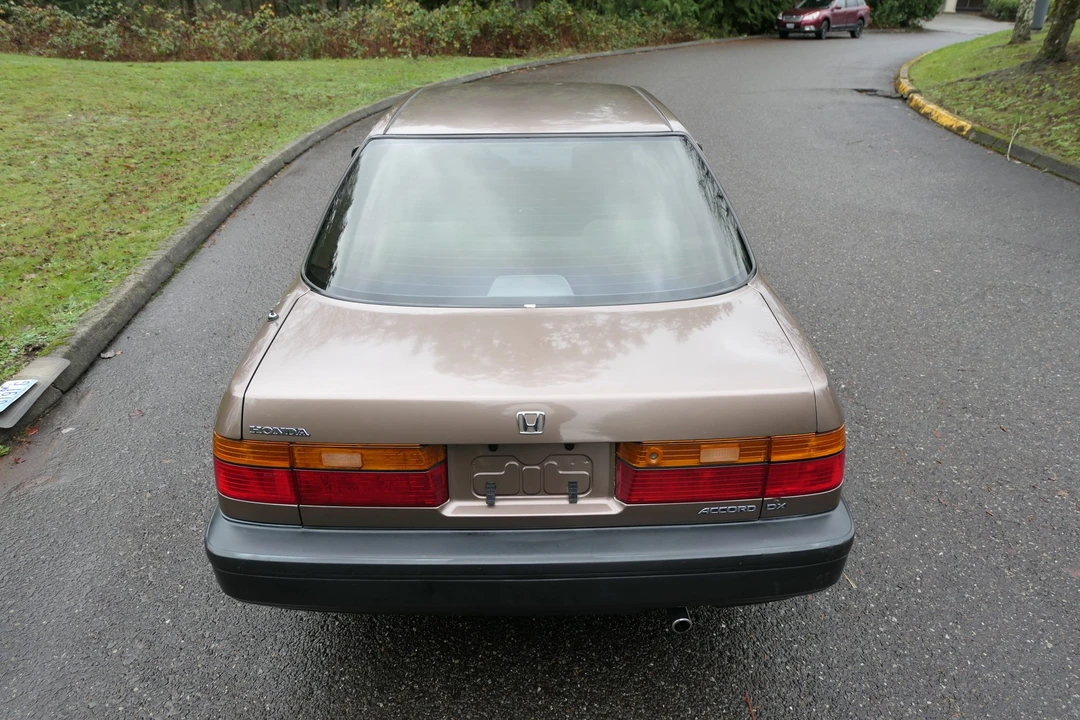 1991 Honda Accord 4th Gen - Image 6 of 31