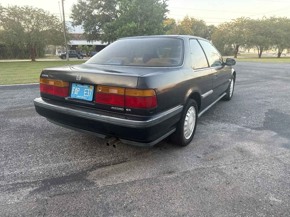 1991 Honda Accord 4th Gen - Image 3 of 8