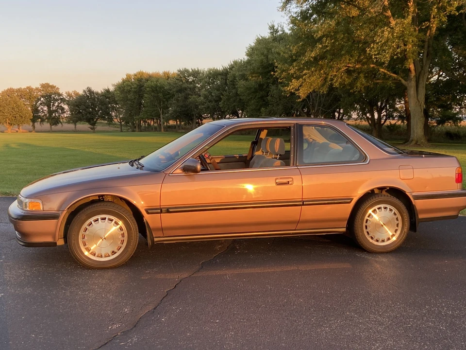 1991 Honda Accord 4th Gen - Image 6 of 31