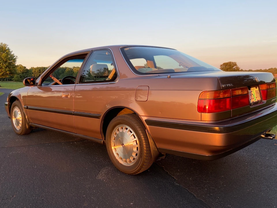 1991 Honda Accord 4th Gen - Image 8 of 31