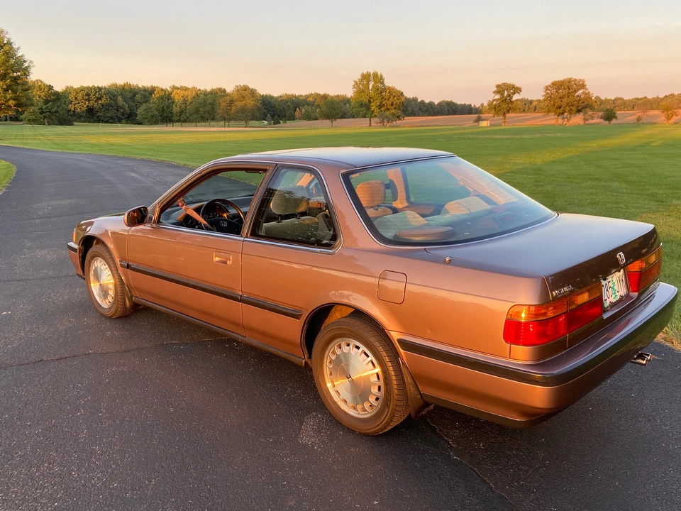 1991 Honda Accord 4th Gen - Image 7 of 31