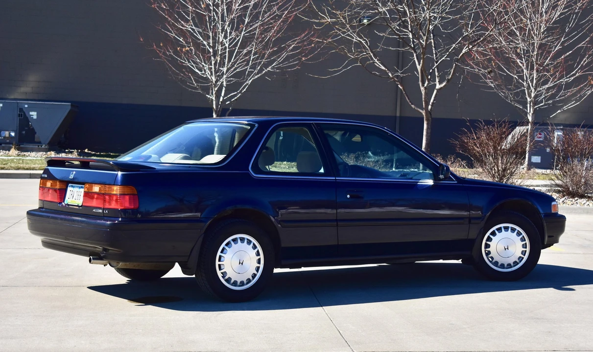 1991 Honda Accord 4th Gen - Image 4 of 21