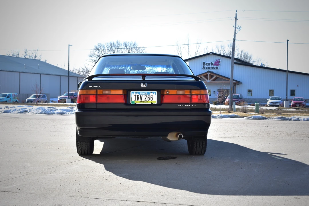 1991 Honda Accord 4th Gen - Image 11 of 21
